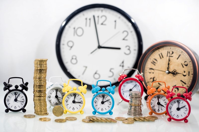 Less than 1 month to self-assessment filing deadline